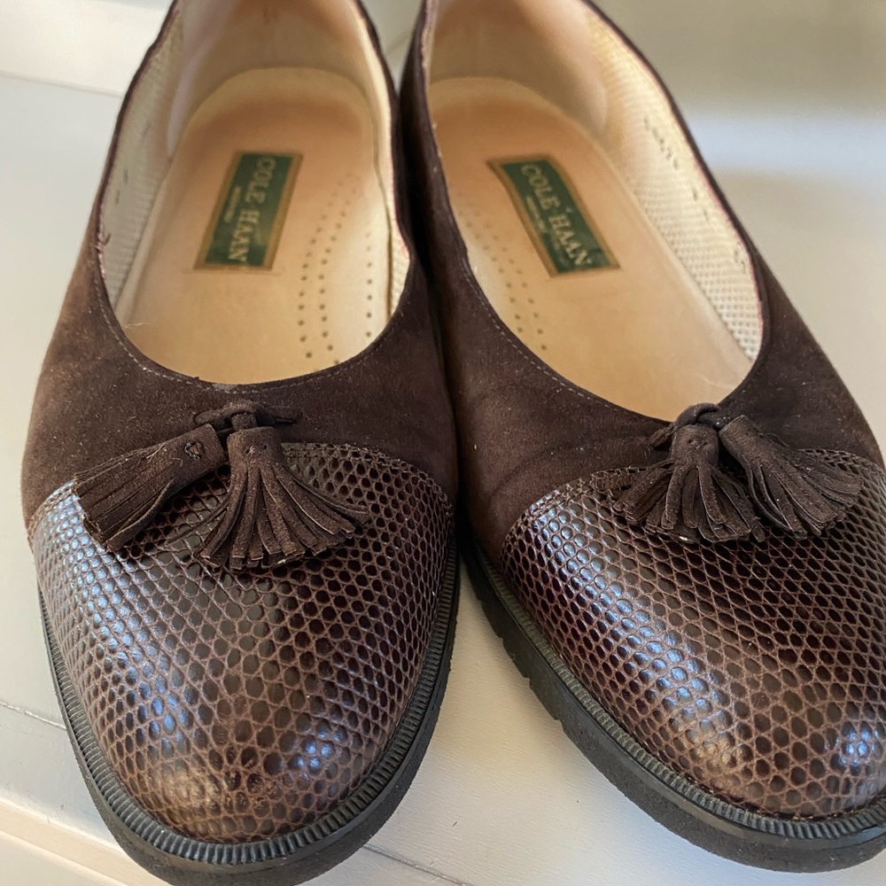 Casual slip on flat shoes